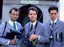 Bill Murray, Dan Aykroyd y Harold Ramis en sus roles de "Ghostbusters"